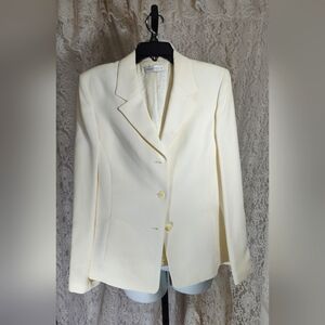 Vintage Elegant Cream Women's Blazer